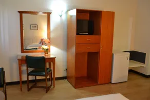 West Plaza Downtown - Room