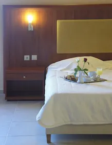 PARNIS PALACE Hotel Suites - Chambre