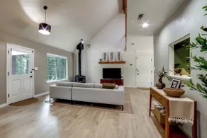 Horse-friendly Escape w/ 400 Mi of Trails - Innenbereich