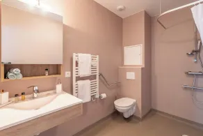 Quality Aparthotel Bourgoin-Jallieu - Badeværelse