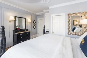 Queen Vic Guest House - Room