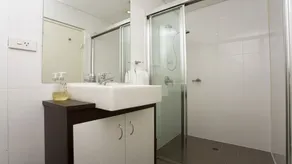 The Apartment Service GLE20 - Baño