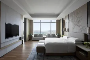 Zhangjiagang Marriott Hotel - Room