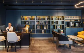 Iconic Hotel - by Echo Hotels - Rezeption