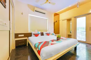 FabHotel B Zone - Habitación