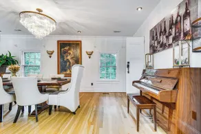 Spacious Durham Home w/ Fire Pit & Hot Tub! - Interiör