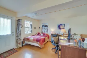 Cozy Rogers Studio Apt w/ Lake Access & Fire Pit! - Interiør