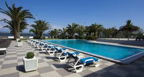 Riabela Inn - Piscine