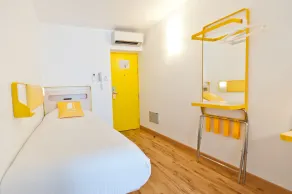 bloomrooms @ Indiranagar - Room