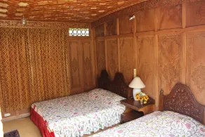 Wangnoo Houseboats - Camera
