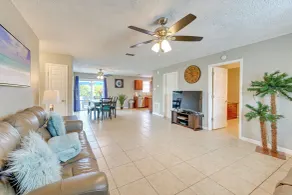 Dog-Friendly Home w/ Yard ~ 6 Miles to the Beach! - Interiør
