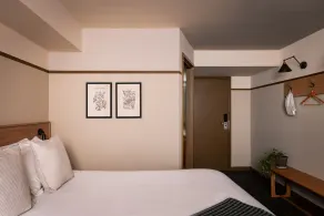 THE  HIDE - Zimmer