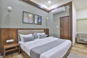 Hotel SR Regency - Room