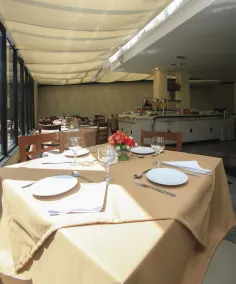 Bienal Suítes - Restaurant