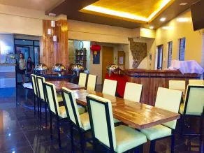 Basic Rooms Hotel - Restaurant