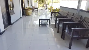 Surya Abadi Homestay Syariah RedPartner - Lobby sitting area