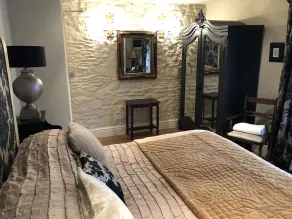 The New White Lion - Room