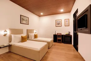 Lemon Tree Hotel, Dapoli - Room