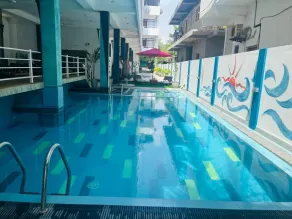 The Bay - Piscine