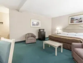 Travelodge by Wyndham San Francisco Airport North - Chambre