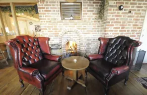 The Royal Oak Historic Commercial Inn - Siddeområde i lobbyen