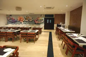 Park Niveda Managed by Qube Hospitality - Restaurant