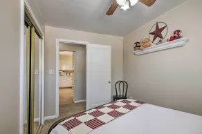 Home w/ Fenced Yard by 5 Mighty Nat'l Parks - Innenbereich