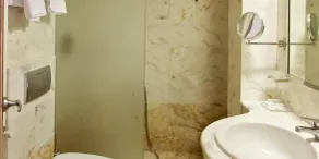 Miramare - Bathroom