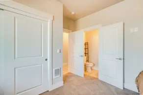 Beautiful Water Views: Coastal Oregon Townhome! - Innvendig