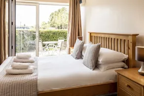 Roydon Marina Village Hotel - Habitación