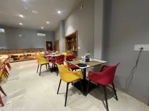 Sparrow Hotel Managed by Siara Sariska Alwar - Restaurant
