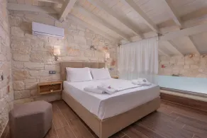 Mint Retreat Suites - Chambre
