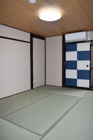 Nishioji FUKURO - Camera