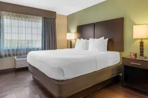 Best Western Hilliard Inn & Suites - Room