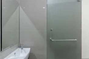 RedDoorz near Mall SKA Pekanbaru - Bathroom