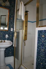 White Doe Inn Bed & Breakfast - Salle de bain