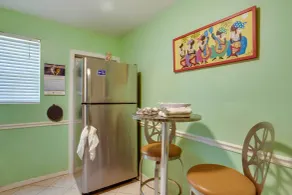 Vibrant West Palm Beach Home < 2 Mi to Beach! - Intérieur