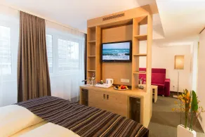 Stadthotel am Römerturm - Room