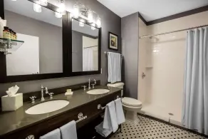 enVision Hotel Boston-Everett - Salle de bain