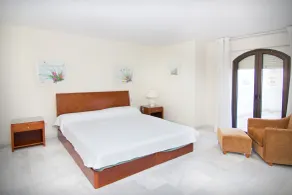 Park Plaza Suites Apartamentos - Chambre