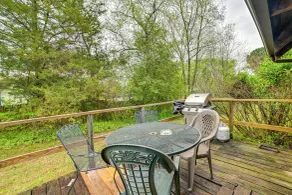 Game Room & Decks: Family Cabin in Springville! - Interiør