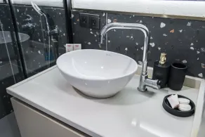 RudBlu Suites - Bathroom