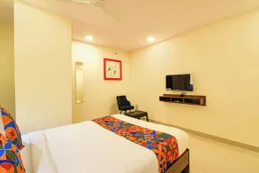 FabHotel VK's Gandimaisamma - Nr. Mahindra University - Rom