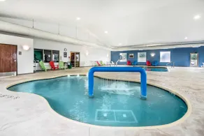 Comfort Suites at Par 4 Resort - Basseng