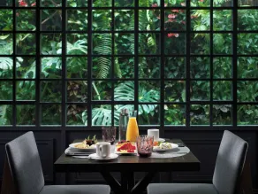 H10 Universitat - Restaurant