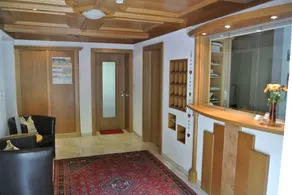 Hotel Garni Central - Zimmer - Studios - Apartments - Reception