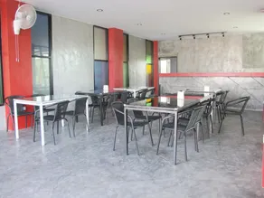 C Tower Hotel - Restaurant