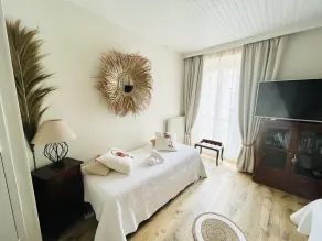 Hotel Des Artistes - Værelse