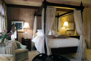 Le Petit Clocher Gite Touristique B & B - Chambre