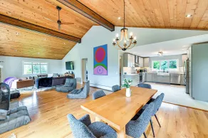 3 Acres, Mtn Views, Hot Tub, Steps to Winery - Interiør